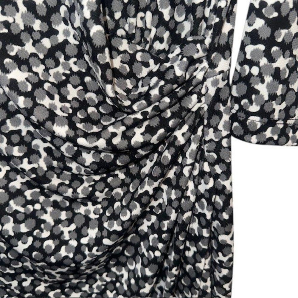 Talbots Knit Dress 3/4 Sleeve Faux Wrap Black Gray White Print Dress Size LP - Picture 5 of 10